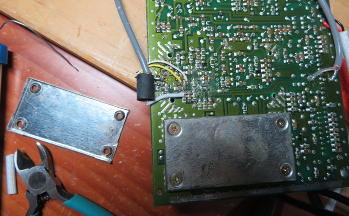 TR5エミッタ回路へ注入