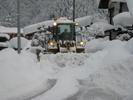 豪雪で除雪車出動　【爆弾低気圧】